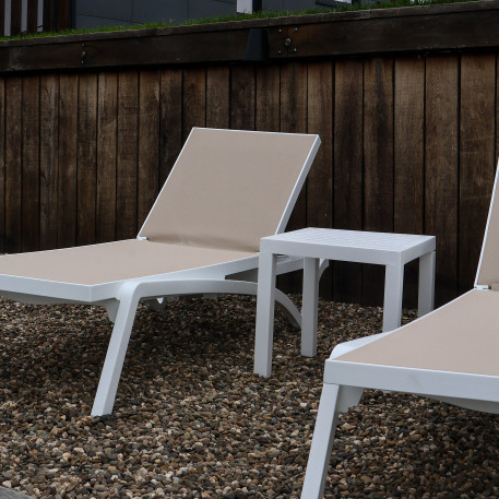 Комплект 2 шезлонга Siesta Pacific + Стол Siesta Ocean Side Table - White Taupe2